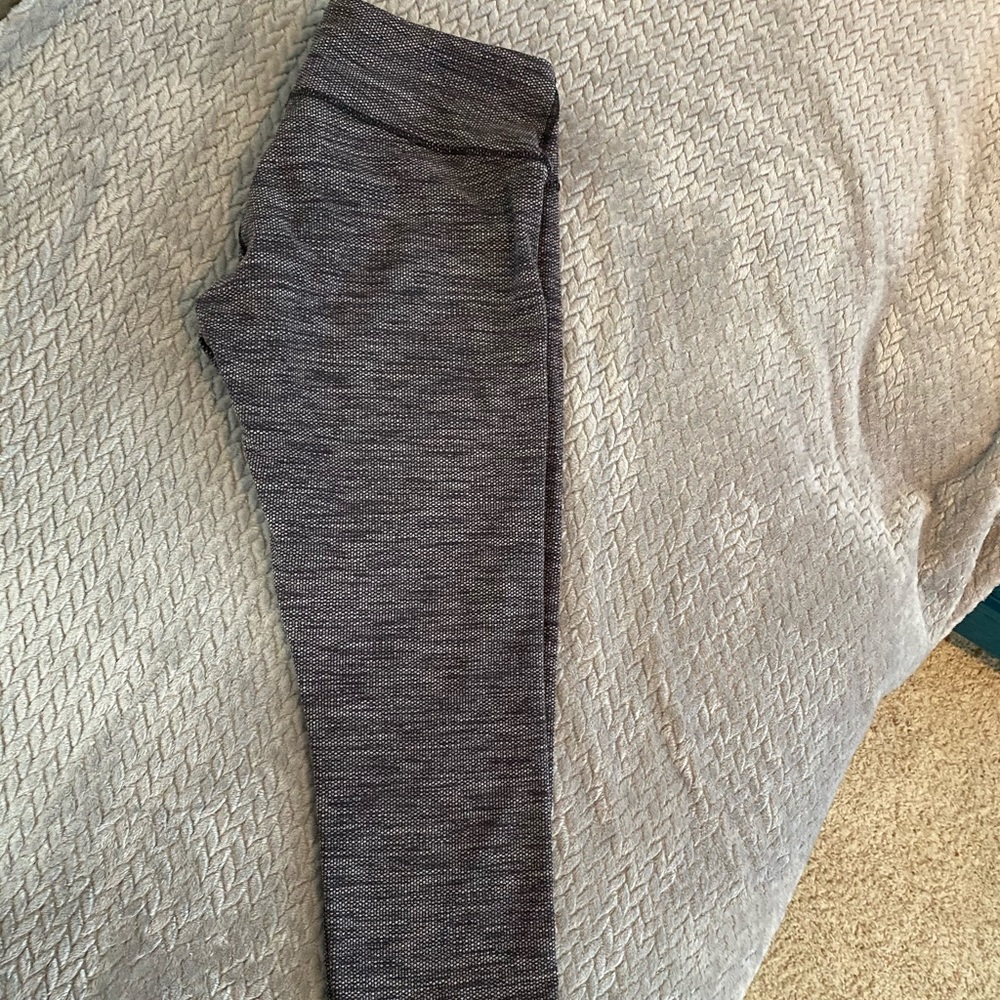 Lululemon cropped leggings - Picture 3 of 8